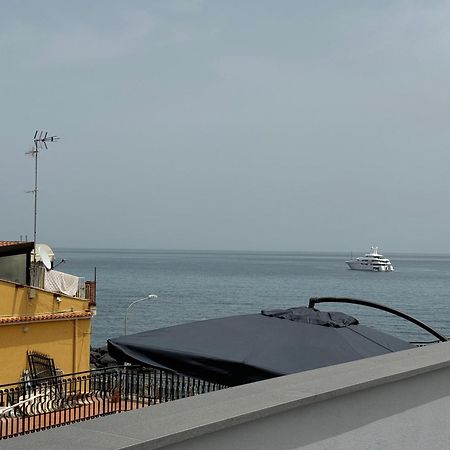 Bed and Breakfast Naxos Marina Bay Джардини-Наксос Экстерьер фото
