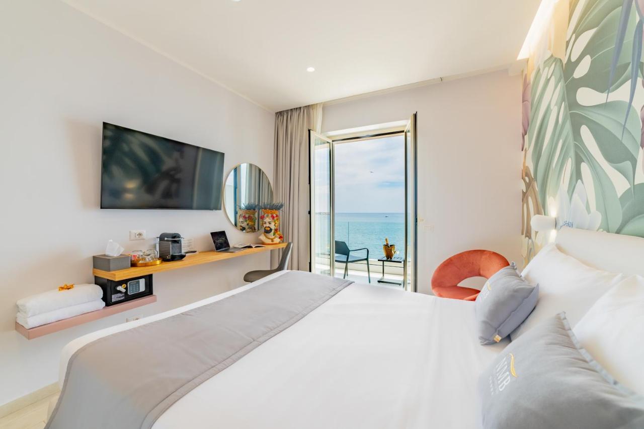 Bed and Breakfast Naxos Marina Bay Джардини-Наксос Экстерьер фото